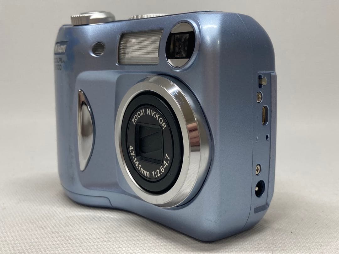 概ね美品　Nikon　COOLPIX 2100　撮影例有　b01b28dd