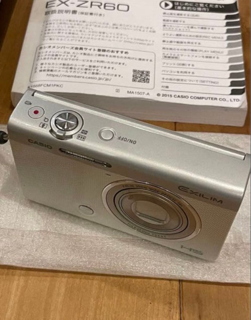✨美品✨CASIO EXILIM EX-ZR60 コンパクトデジタルカメラ