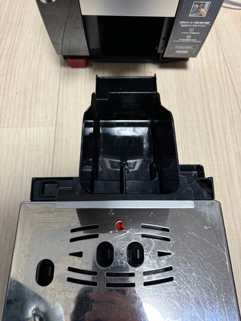 【中古】デロンギ 全自動エスプレッソマシン マグニフィカS ECAM23260