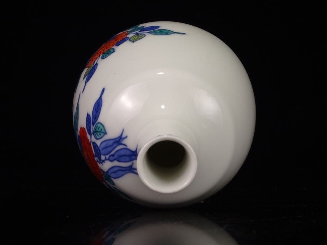 十二代　今泉今右衛門　色鍋島　花文　花瓶　一輪挿　花器　壷　花入　小花瓶　有田焼