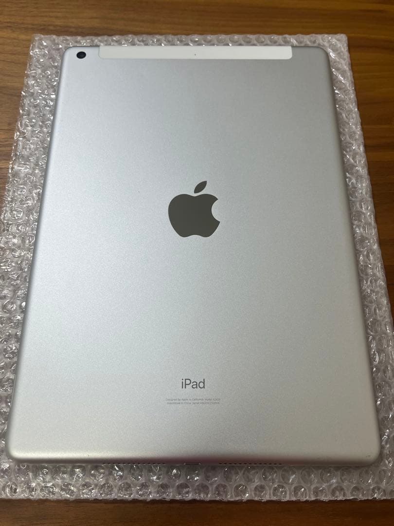 iPad 第8世代 32GB SIMフリー 美品 バッテリー93% 値下げ不可