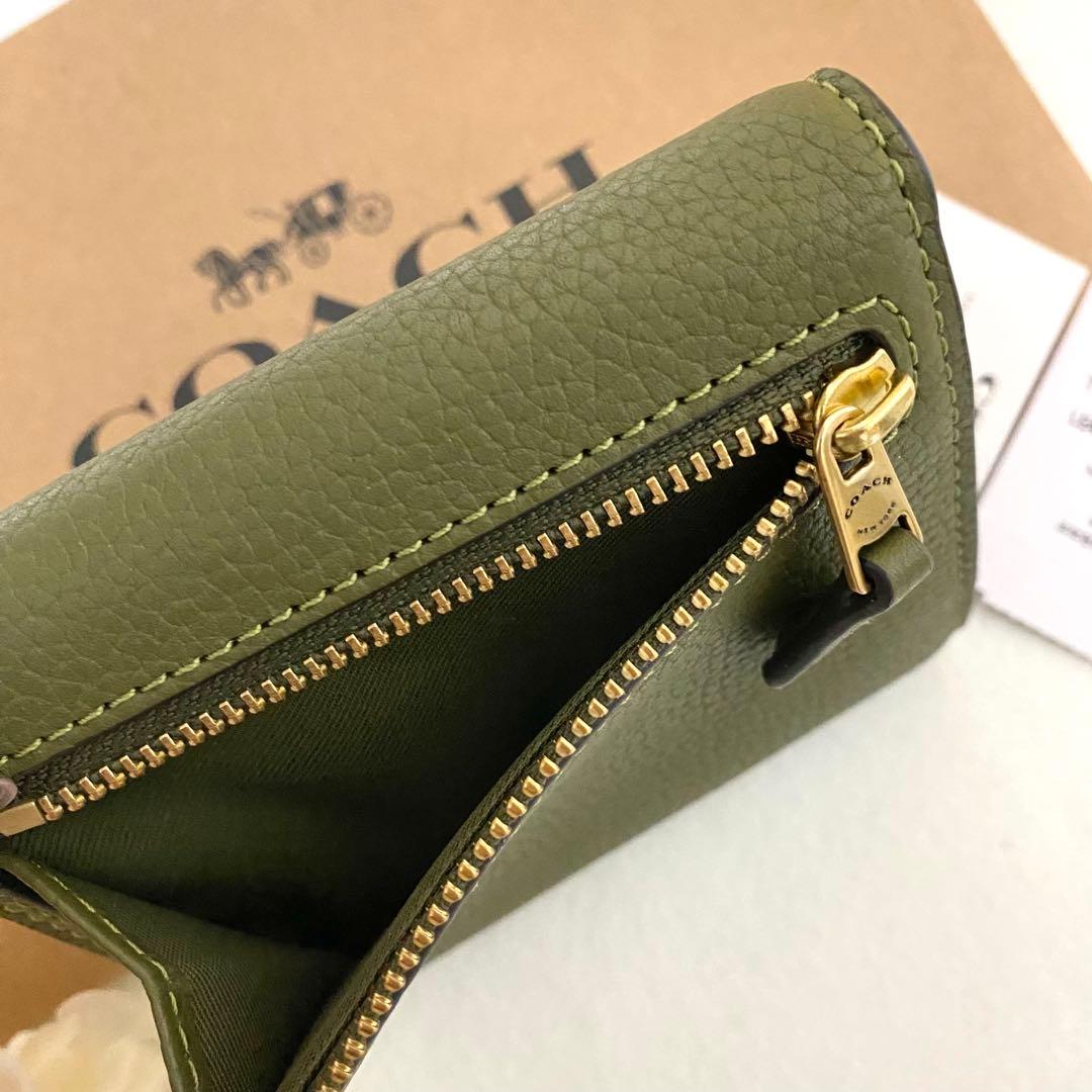 新品　正規品☆COACH(コーチ)折り財布　グリーン　三つ折り財布