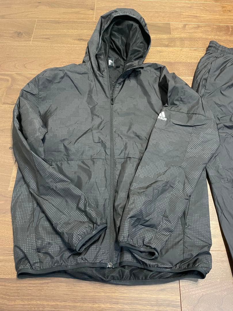 adidas ウインドブレーカー　上下セット　二つセット　✖️2