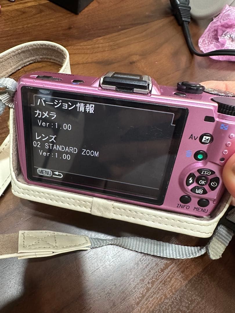 【希少・訳有】PENTAX Q10 カスタマイズカラー　ピンク　予備電池あり