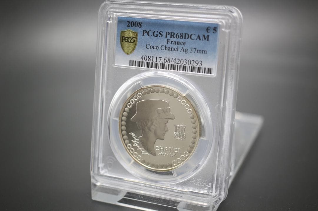プレミア 銀貨 世界 発行枚数9,987枚 フランス ココ・シャネルの肖像 純銀