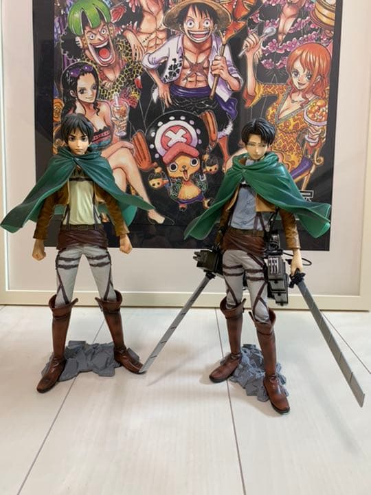進撃の巨人　フィギュア