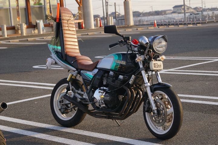 XJR4hm 初期型