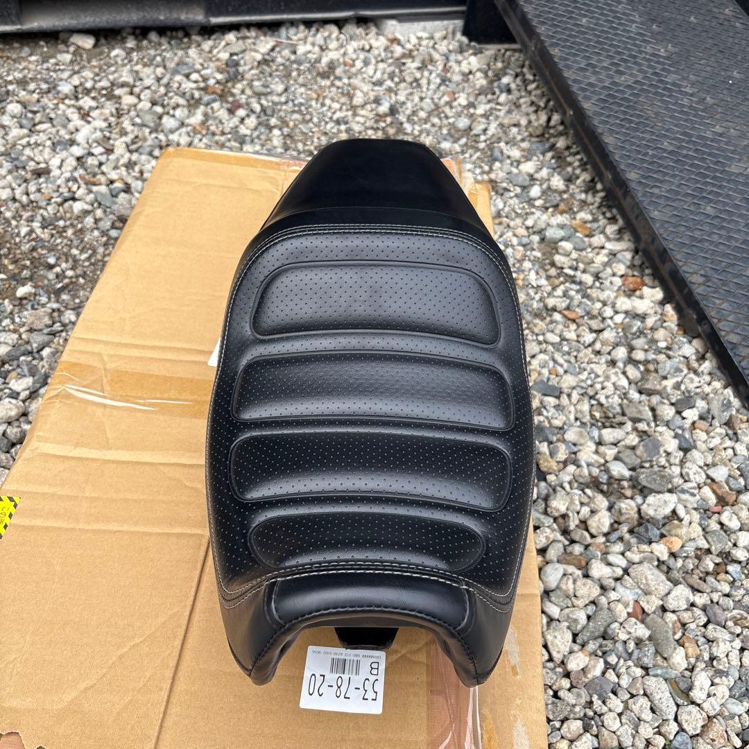 プ*オ様 スポーツスター　1200cx シート　ハーレー
