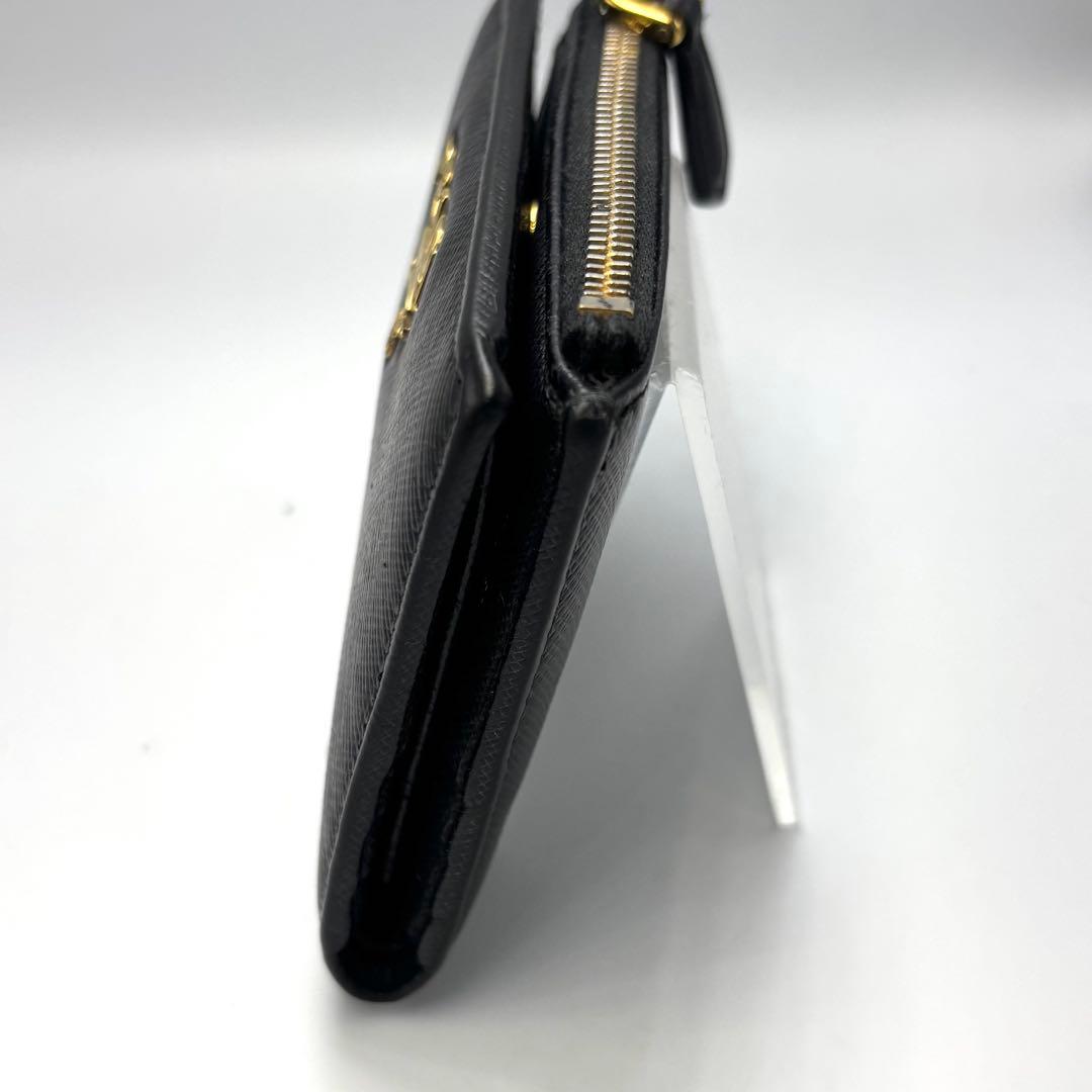 もかママ★即購入OKです PRADA プラダ サフィアーノ 二つ折り財布