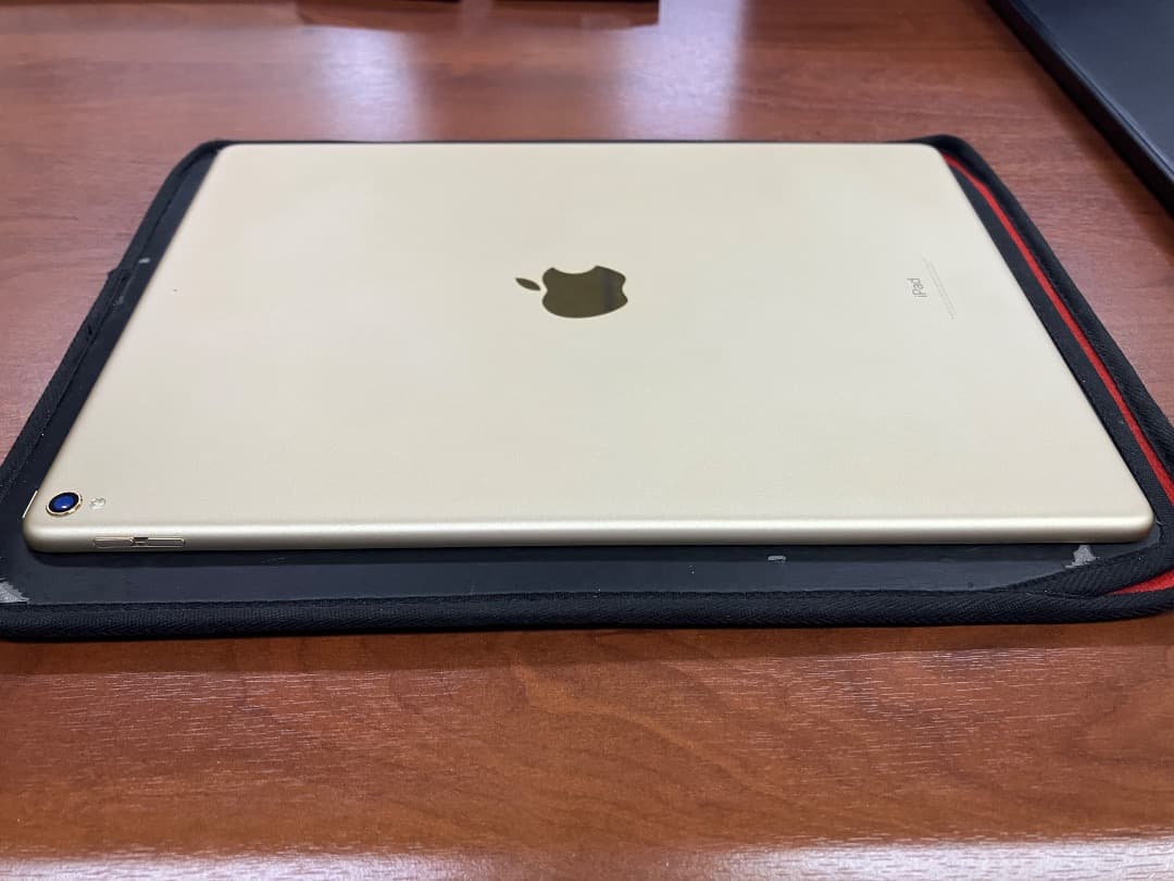 Apple iPad Pro 12.9 第2世代 A1670 WiFi 64GB