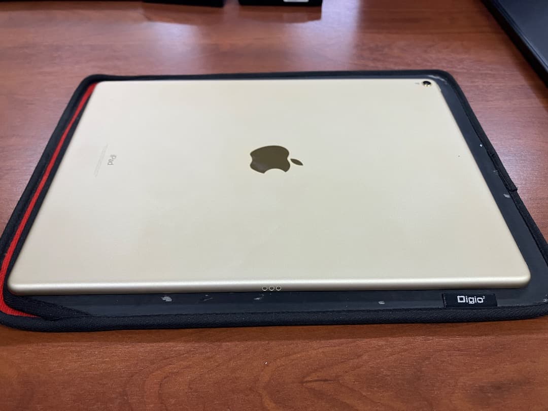 Apple iPad Pro 12.9 第2世代 A1670 WiFi 64GB