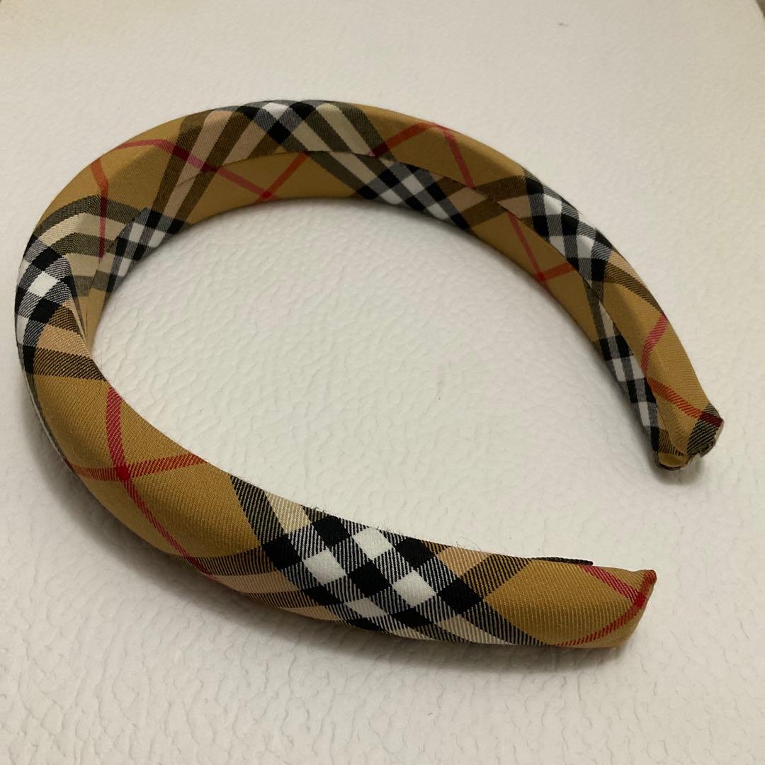 Burberry カチューシャ
