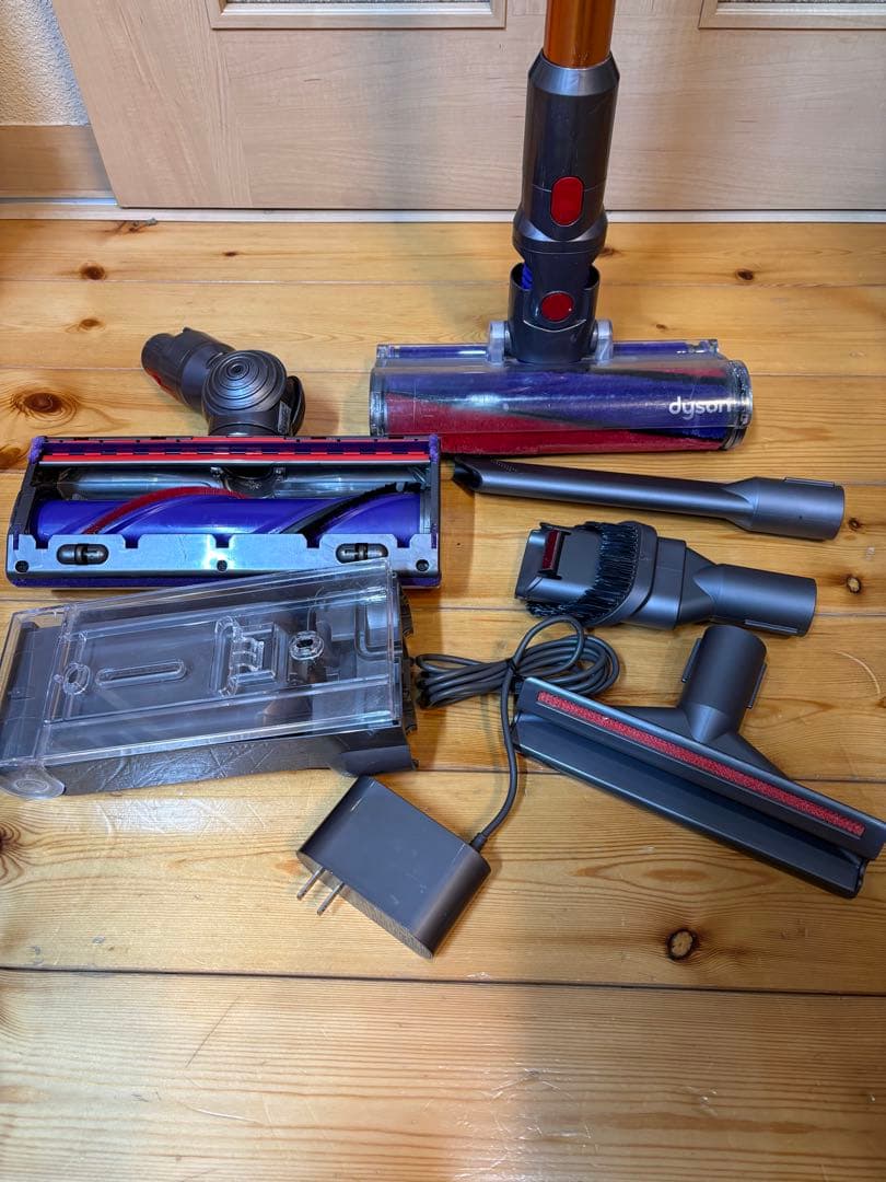 ダイソン Dyson V10（SV12） 動作確認済
