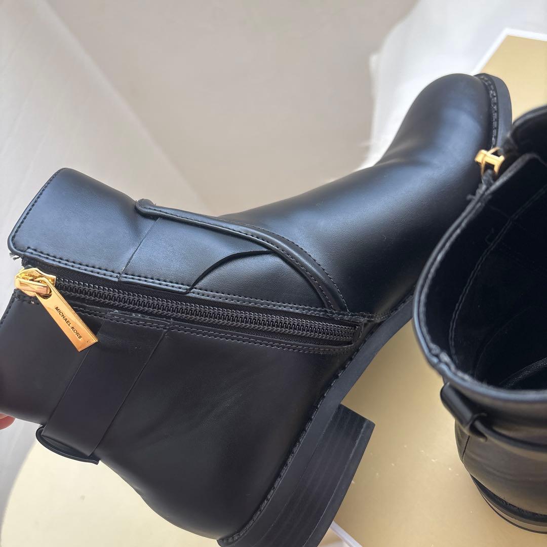 ショートブーツ　（Michael Kors）us7M