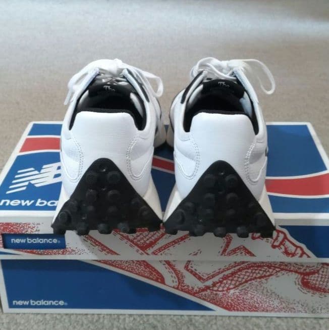 極美品☆New Balance ゴルフシューズ 23.5㌢