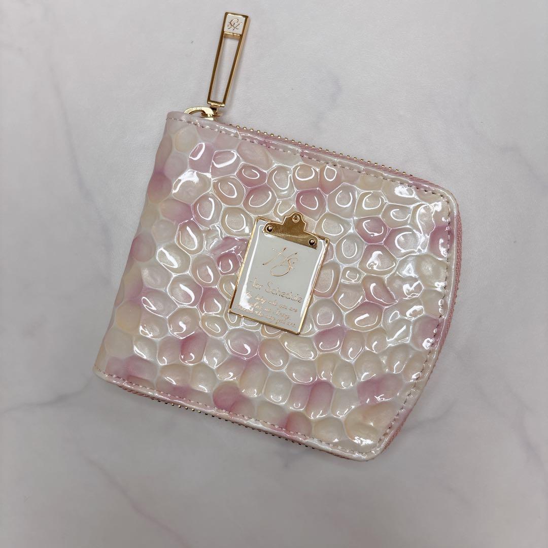 未使用級♡ハースケジュール 2つ折り財布 エナメルレザー ホワイトローズ