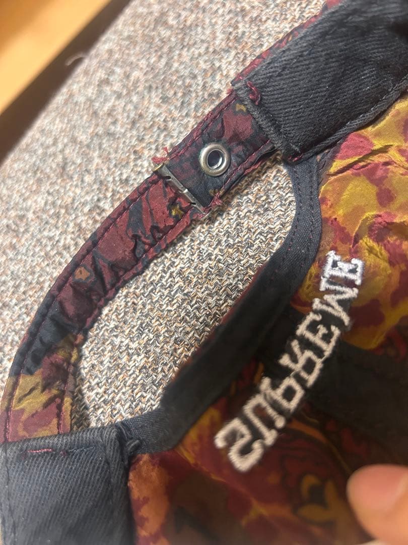 Supreme stone  キャップ