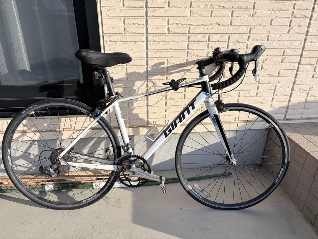 GIANT DEFY4 ロードバイク 2016年 8速 ジャンク