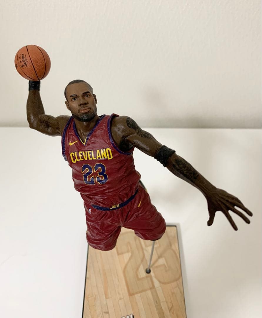 Mcfarlane マクファーレン NBAフィギュア カーター レブロン