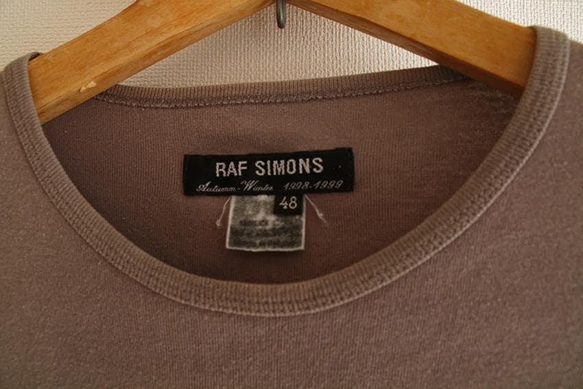 【希少品】RAF SIMONS RADIOACTIVITY 3/4 Tシャツ