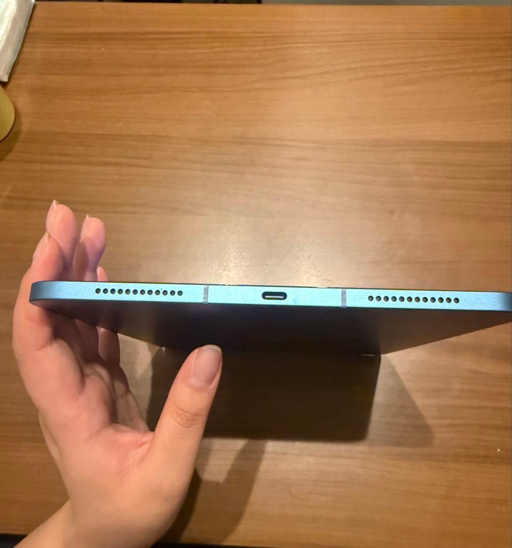 【美品】【値下げ】iPad（第10世代）Cellularモデル64GB ブルー
