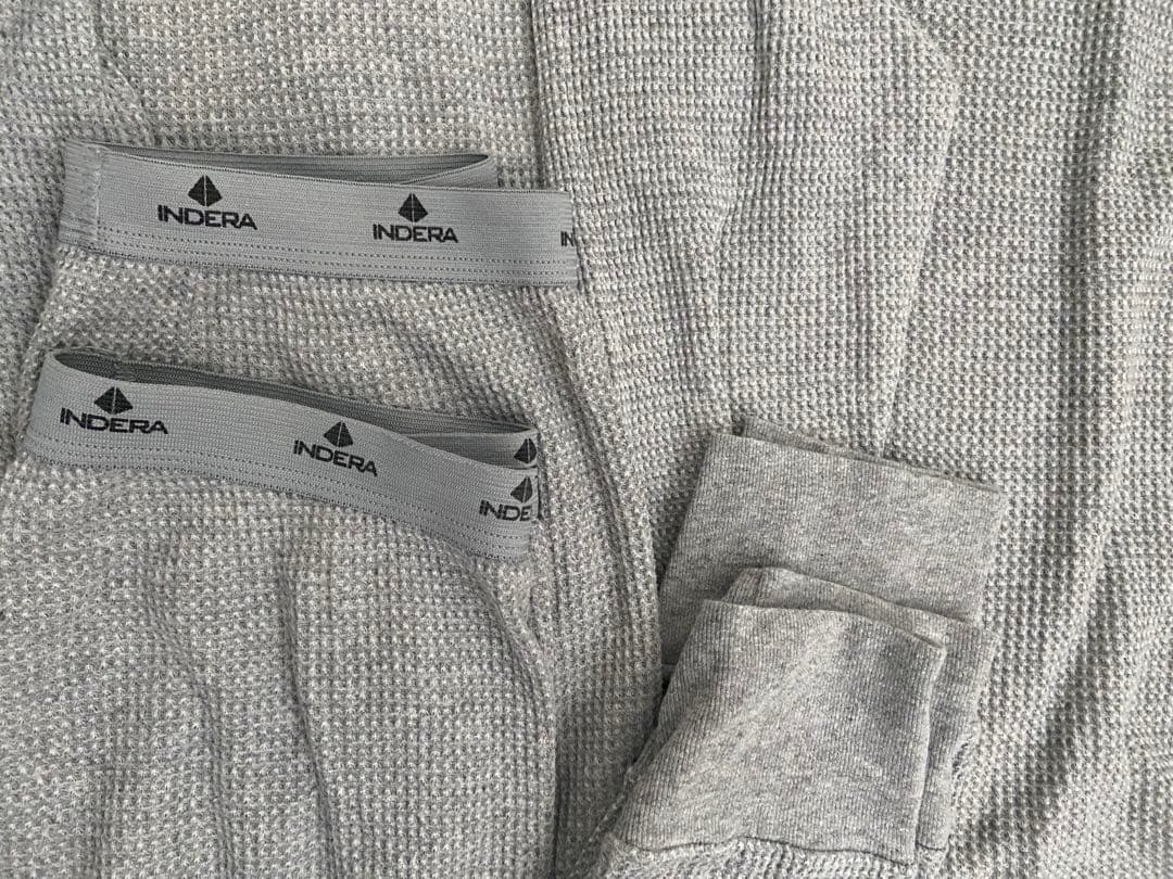 2024年購入　INDERA thermal shirts pants セット