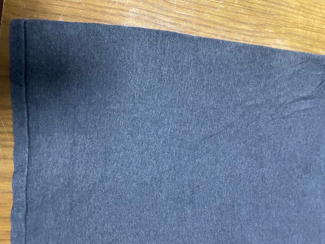 マ*！様 87s 3D EMBLEM NAVYプリントTシャツ　サイズS