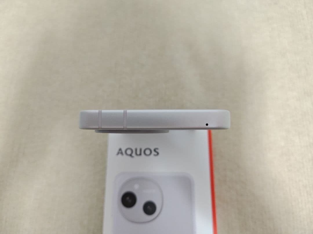 AQUOS sense10 8gb/256gb ライトシルバー　SH-M33