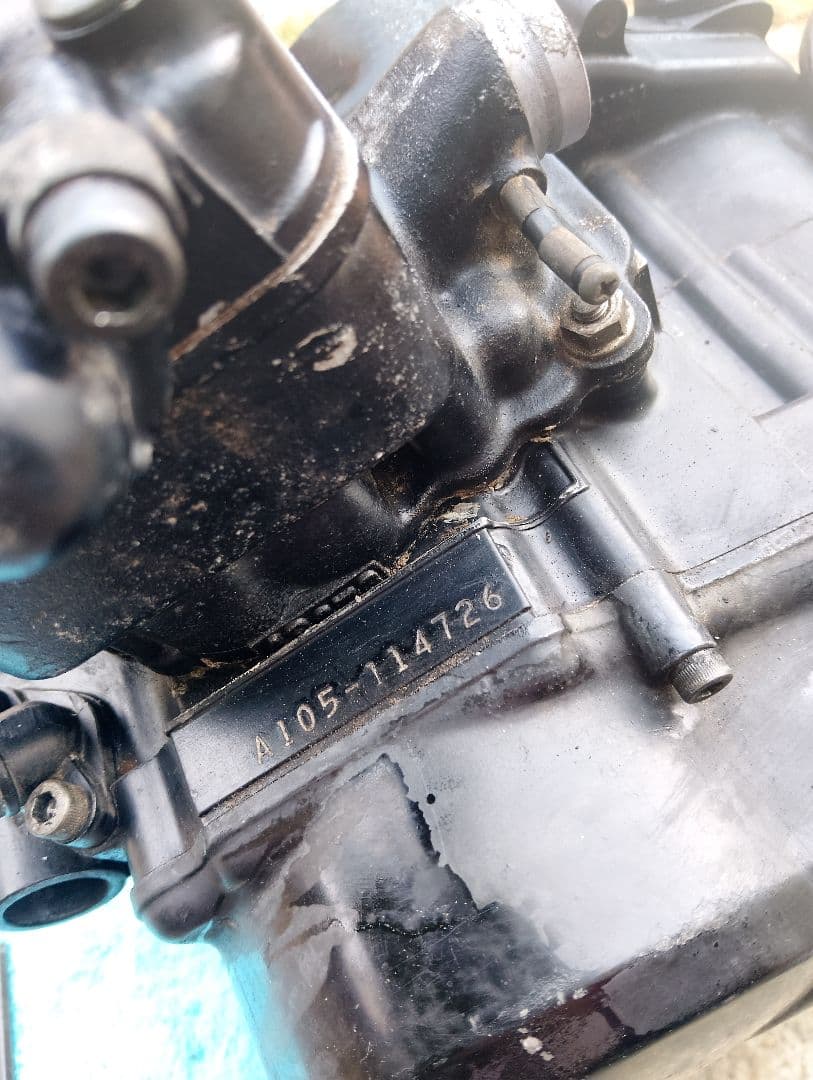 RGガンマ50 エンジンSUZUKI ウルフ50　純正49ccシリンダーピストン
