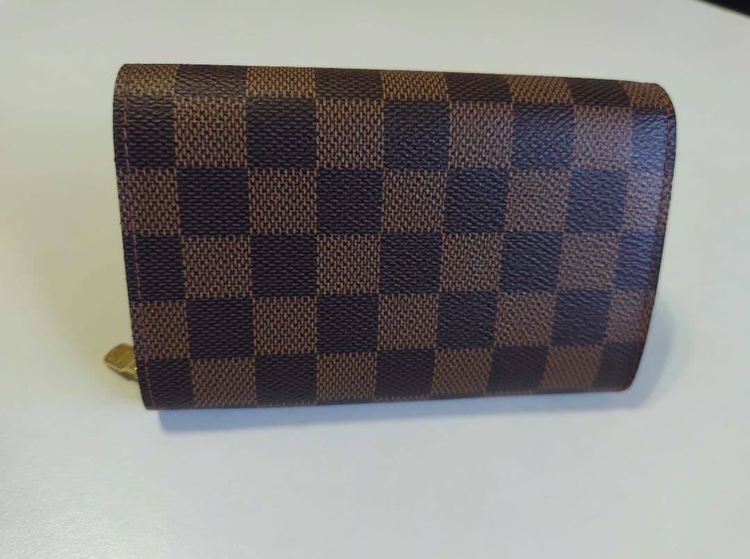 Louis Vuitton　ダミエ　未使用　ルイヴィトン　二つ折り財布