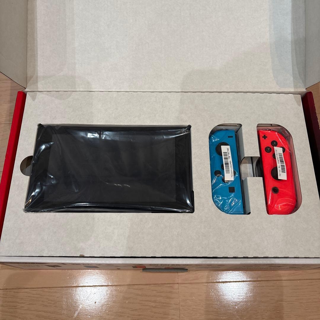 【中古品】Nintendo Switch本体セット　【Rボタン不安定】