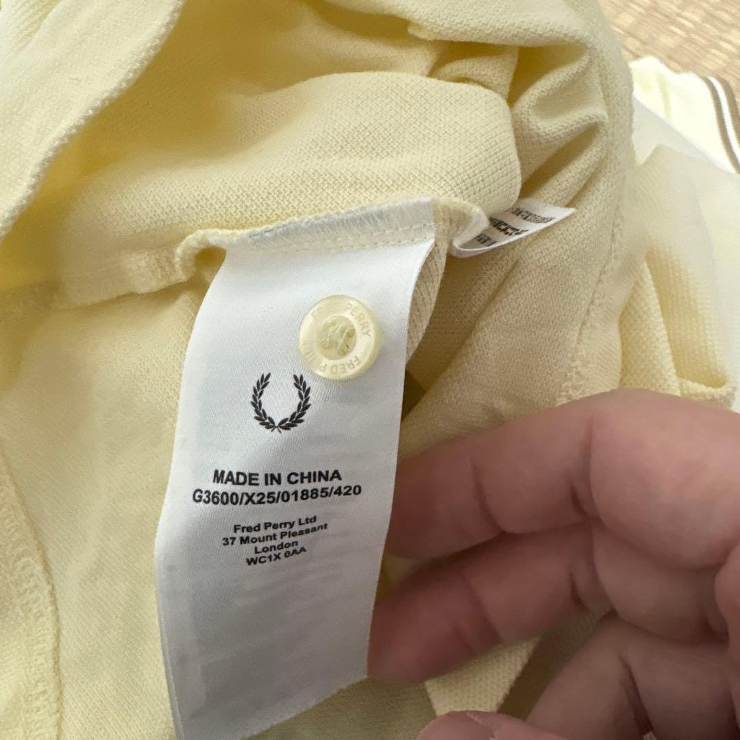 FRED PERRY 半袖ポロシャツ クリーム色 D36