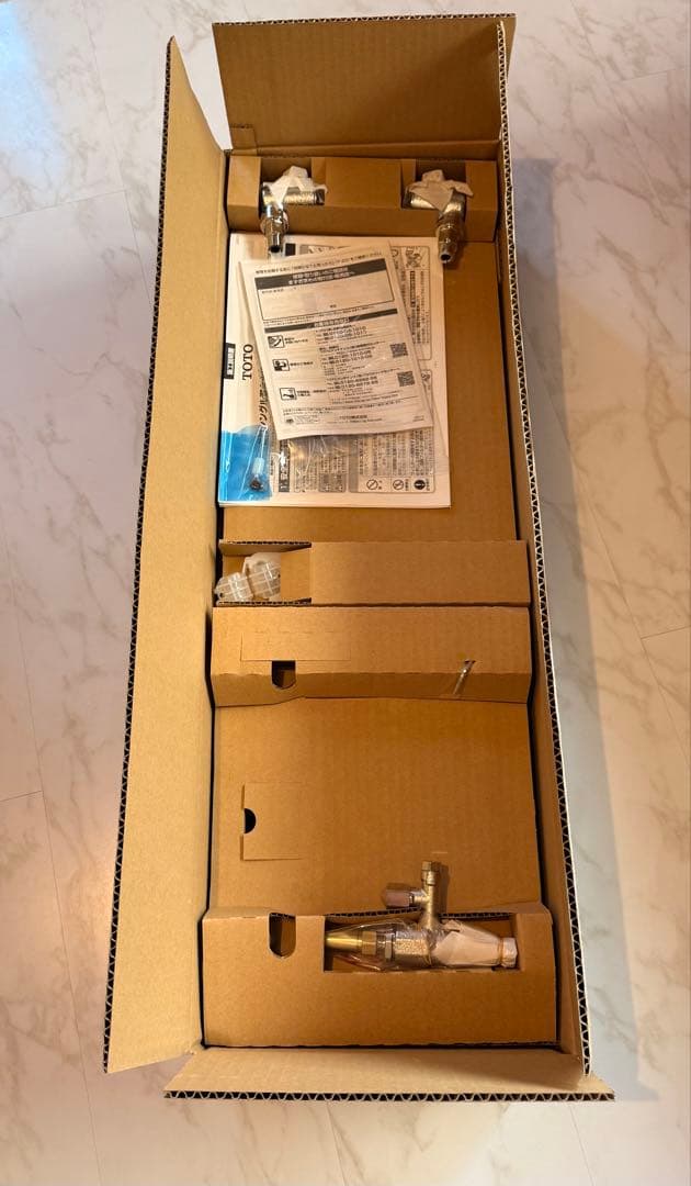 【未使用品】TOTO キッチン水栓　TKN34PBTA