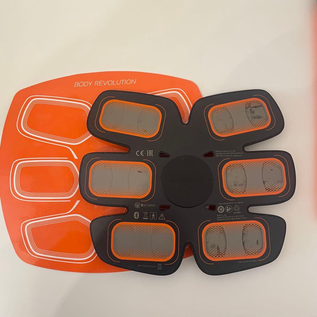 【美品】正規品　SIXPAD シックスパッド アブズフィット2 充電式