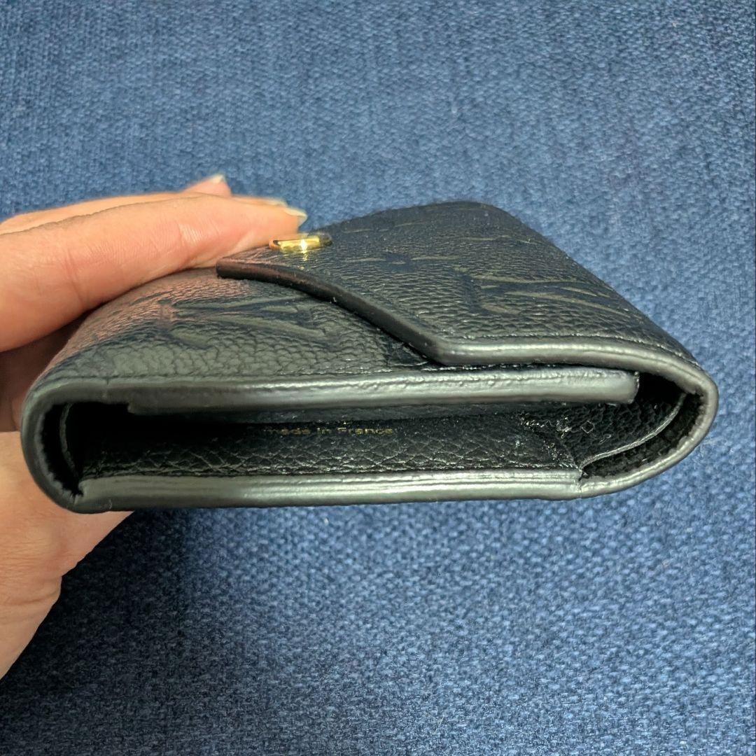 ルイ ヴィトンポルトフォイユ ヴィクトリーヌ 三つ折り財布ブラックM64060