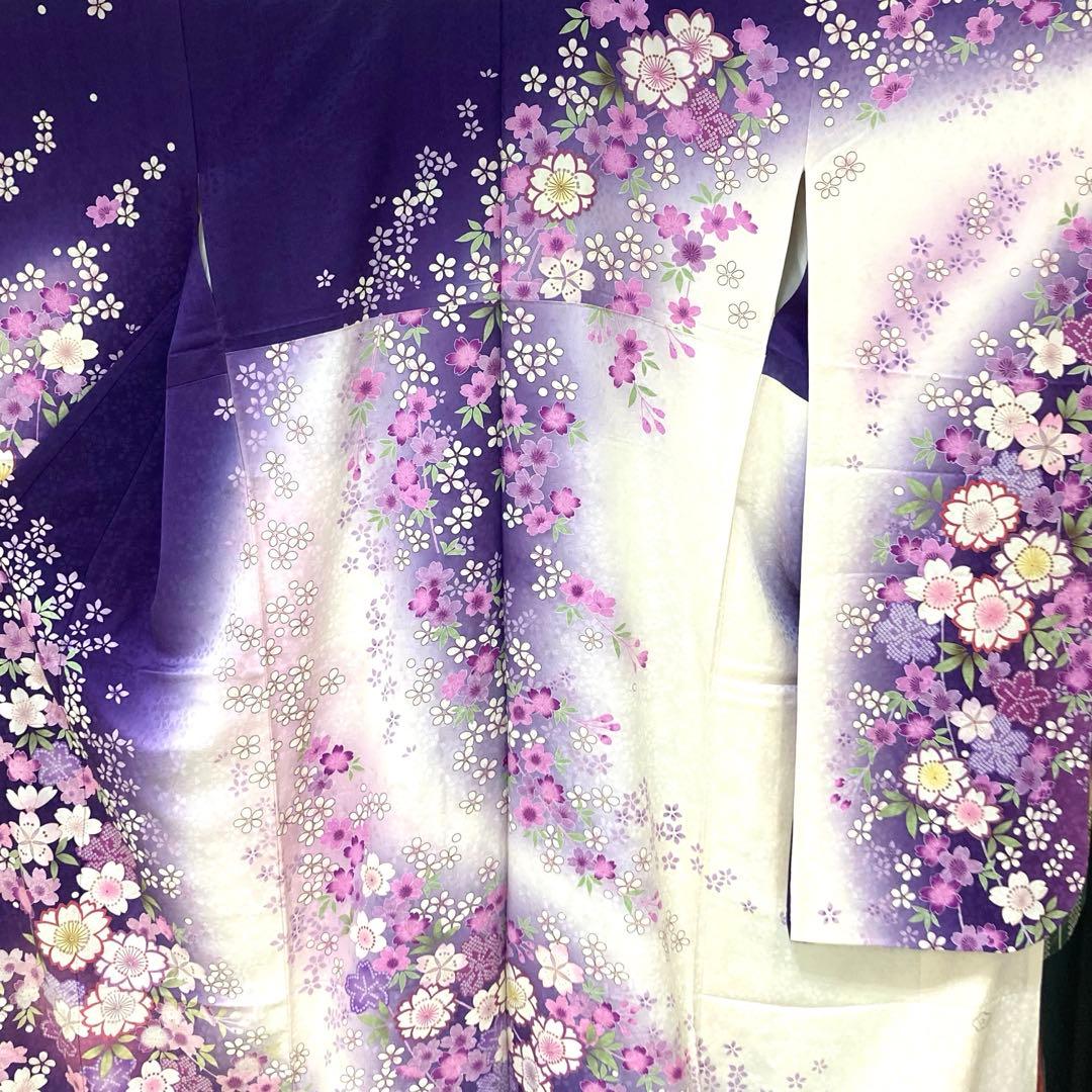 ☆中古品☆振袖　単品　正絹　紫系花模様Ｂ級品ヤケ有り振袖