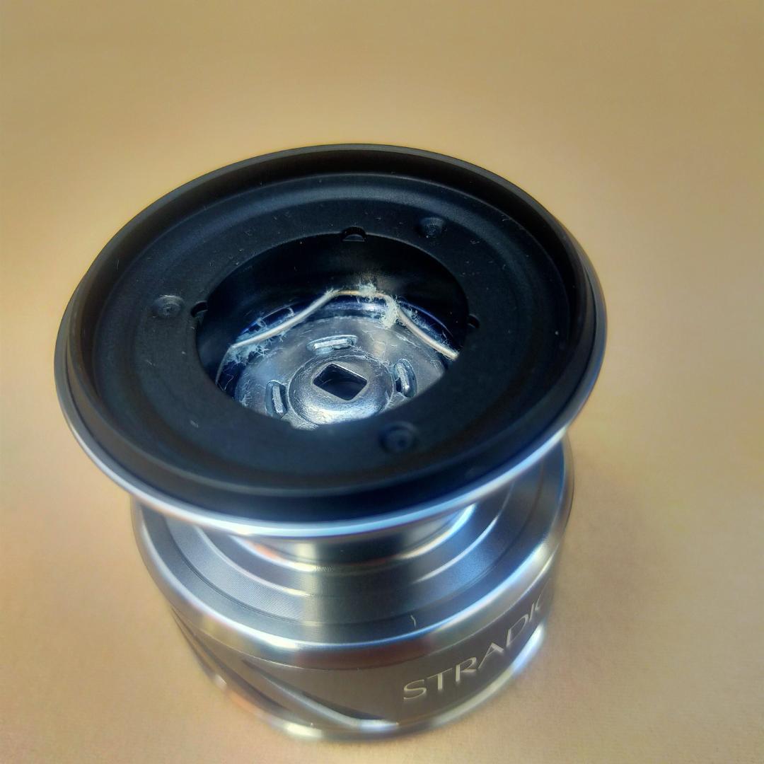 中古品　シマノ　15 ストラディック C3000HG　ハイギア