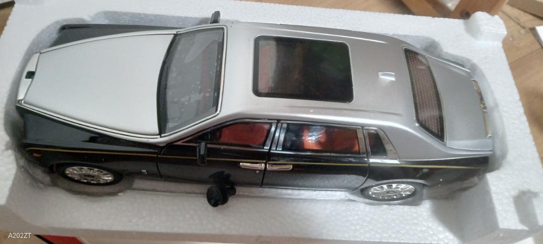 【赤字換金セール1:18スケール 特大サイズ ロールス・ロイス ファントムe