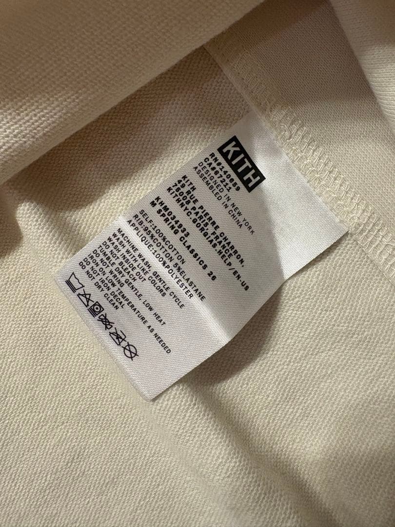KITH ホワイトブルー VネックTシャツ