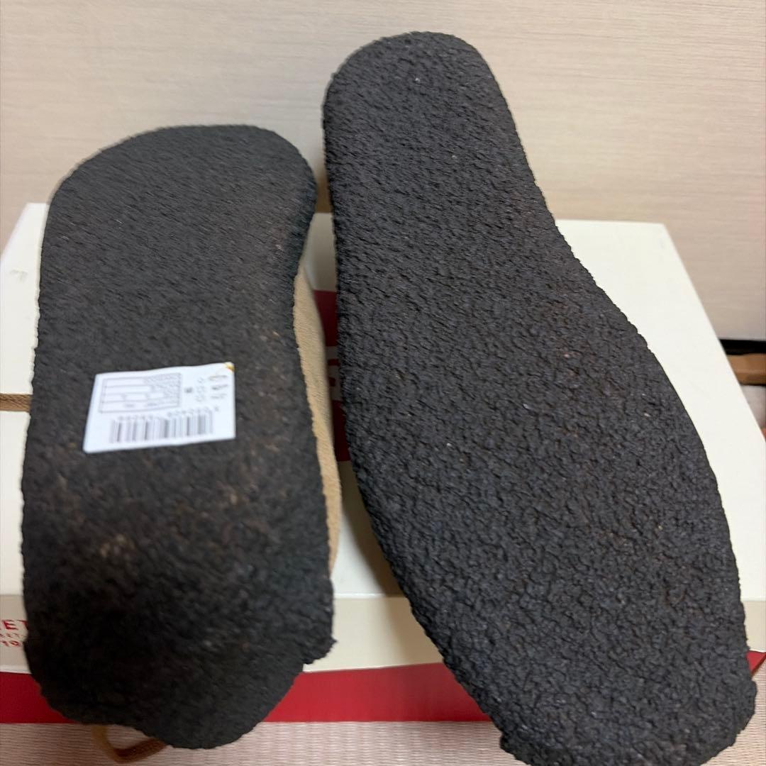 クラークス　ブラウン スエード モカシン　ベージュ　サイズ9未使用品