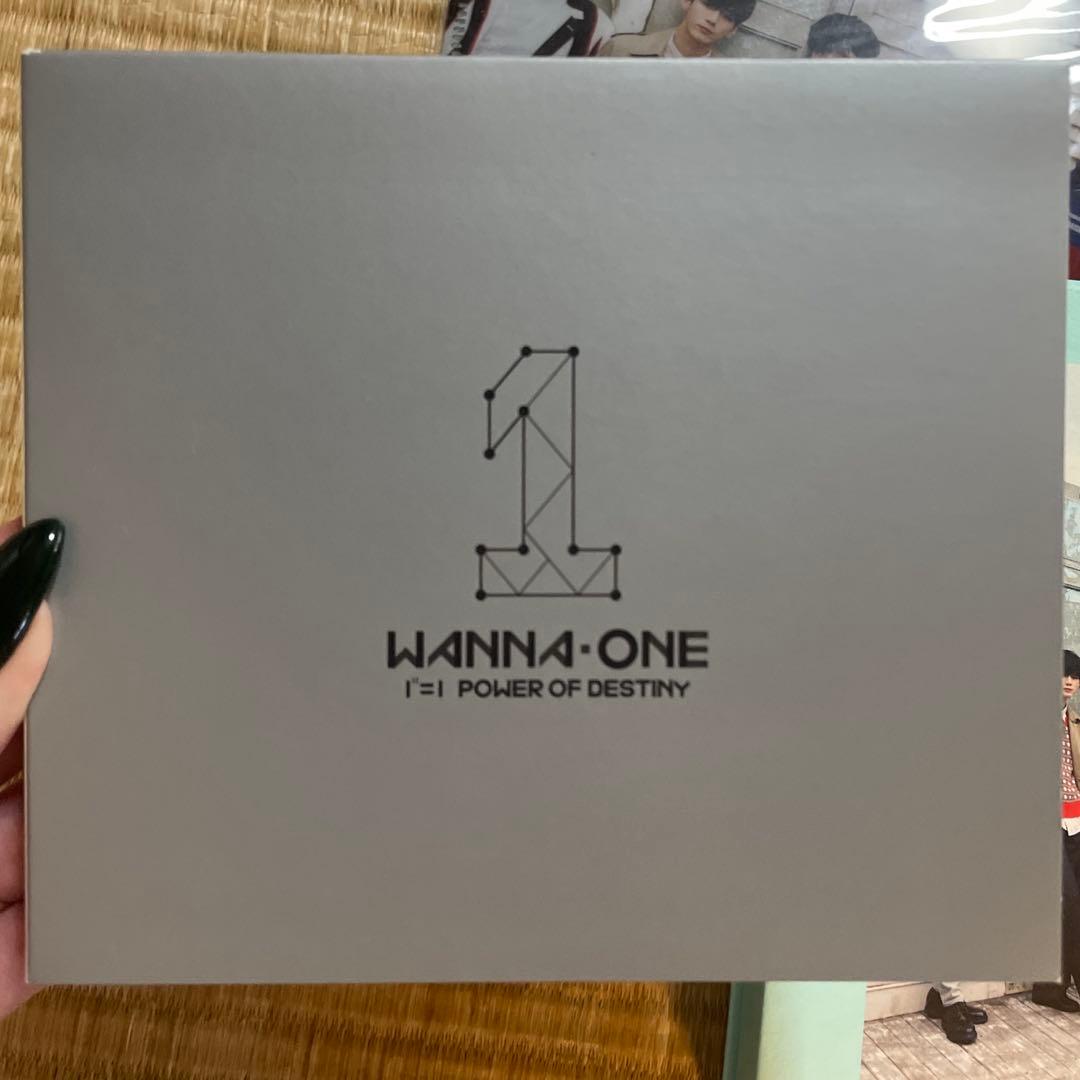 Wanna One 〈POWER OF DESTINY〉 JP Edition