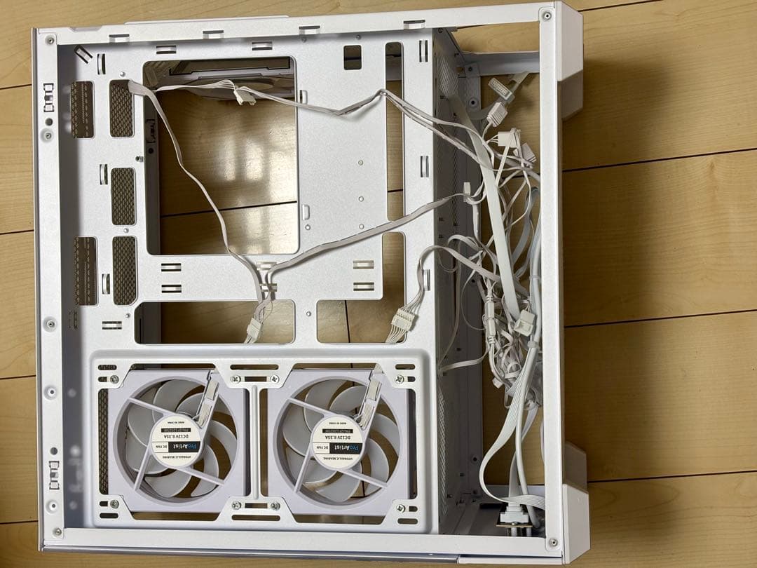 ASUS 彗星A01 ケース 吹雪姫カスタム外装 M-ATX対応 6基ファン付き