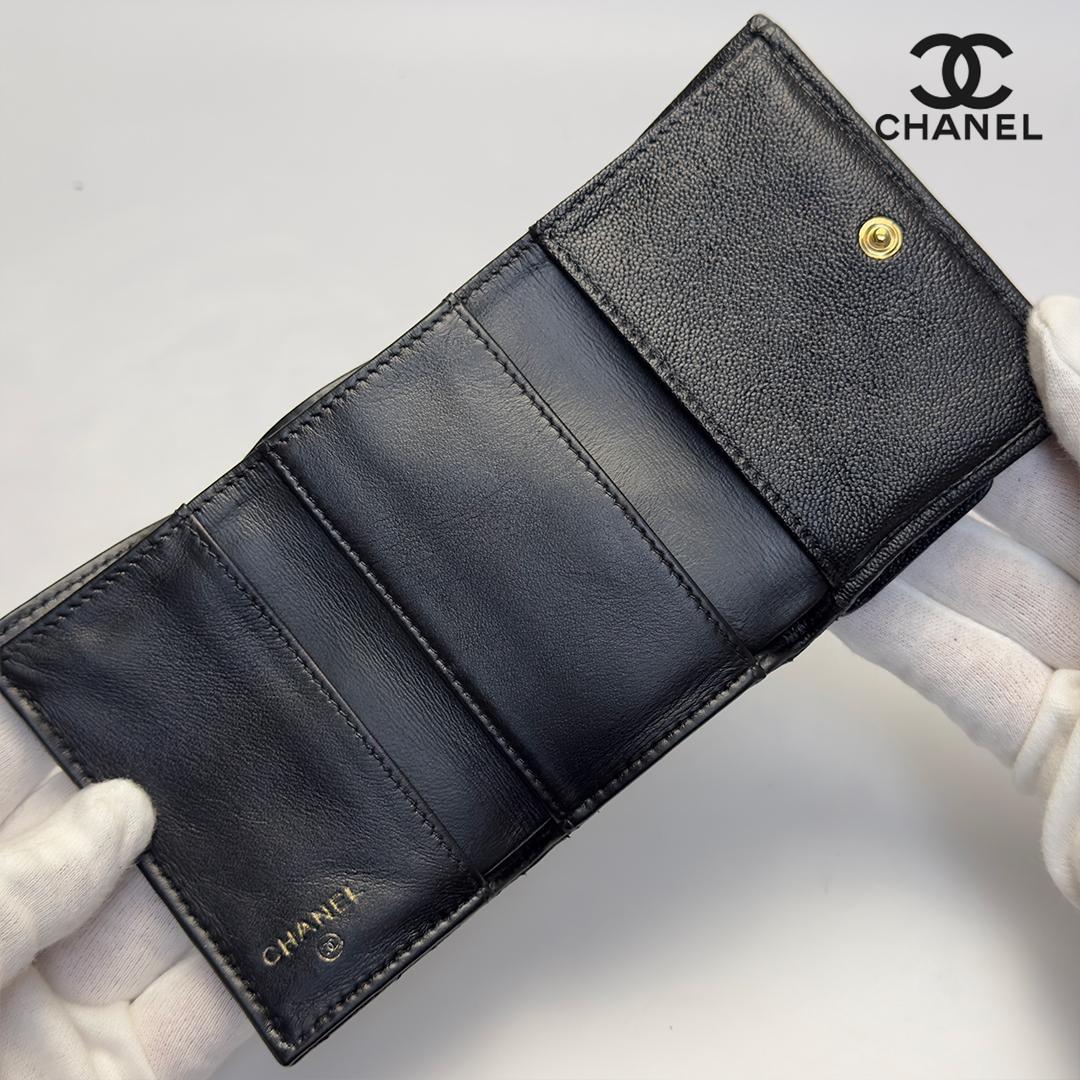 正規品 CHANEL ボーイシャネル ゴールド金具 Wホック　三つ折り財布