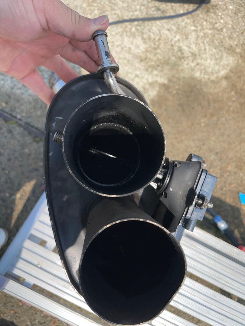 アウディRS6 スコーピオン　マフラー