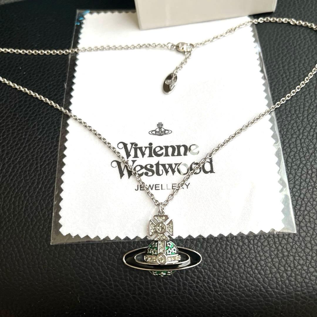 Vivienne Westwood 惑星モチーフ ネックレス