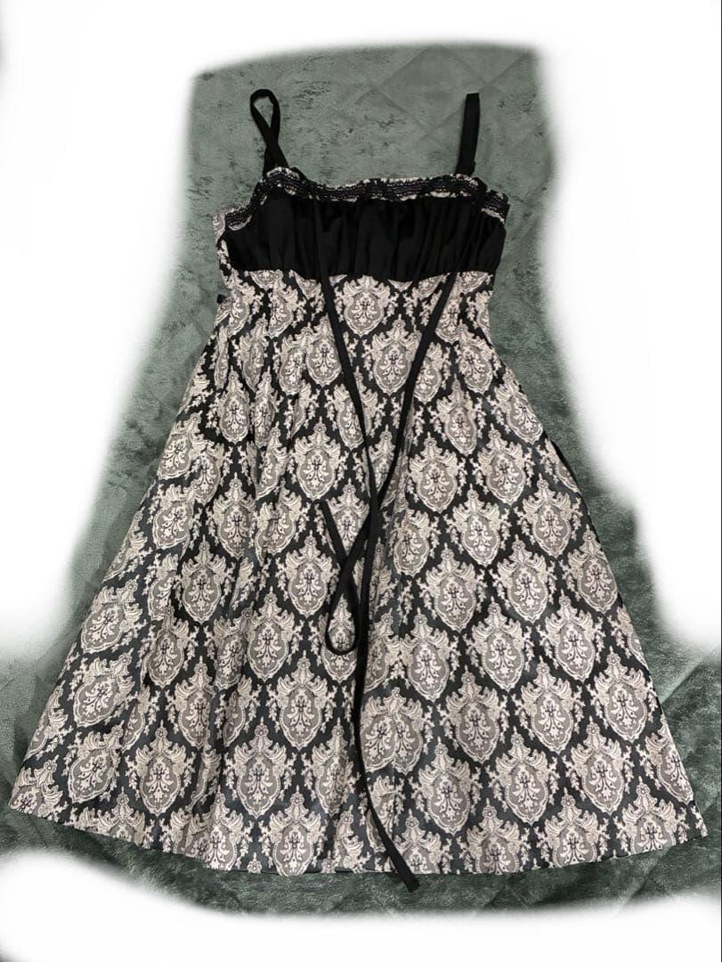 な*！様 sheglit 美品　Victorianクロスストラップワンピース