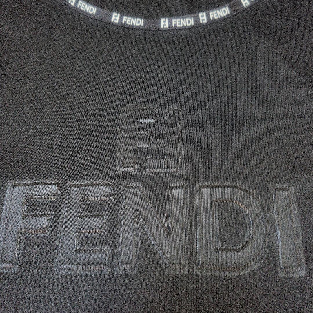 FENDI ブラック 長袖 Tシャツ