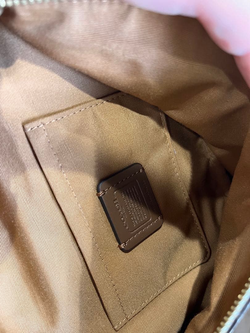 美品 最終値下げ COACH ホワイトレザー ボディバッグ ウエストバッグ
