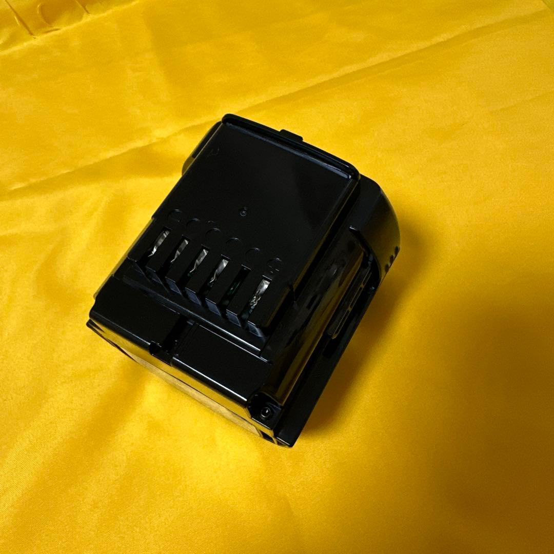 HITACHI PVB-2525A バッテリー