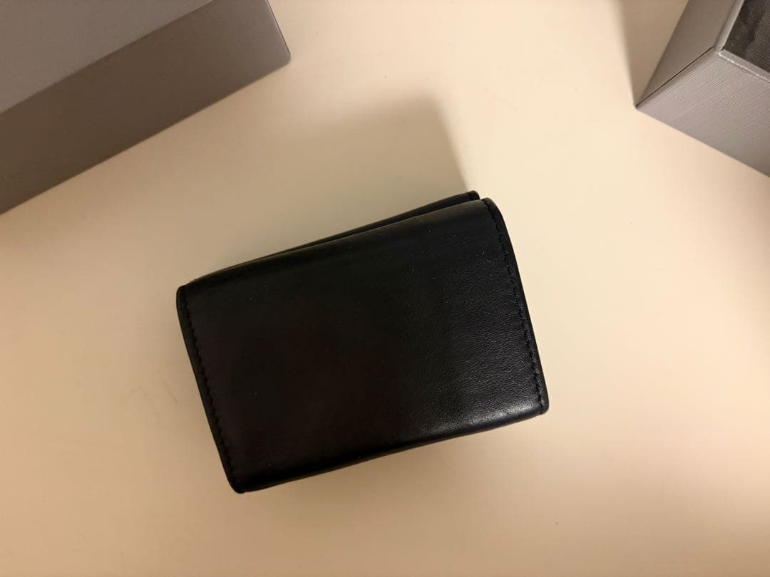 【期間限定値下げ】BALENCIAGA ブラックレザー 三つ折り財布